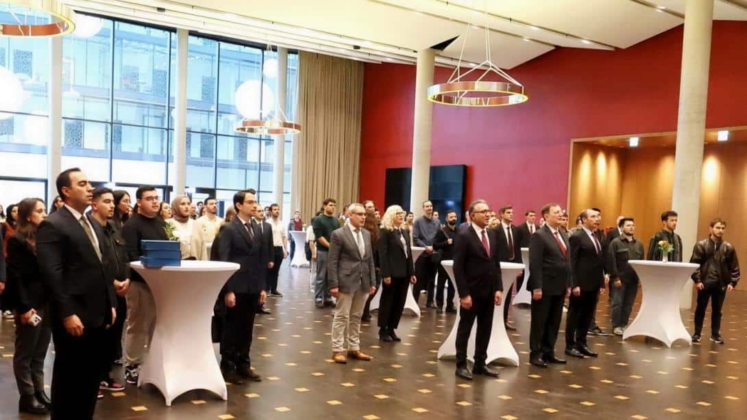 Berlin Geleneksek Öğrenci Buluşmalarının Yedincisi Düzenlendi 
